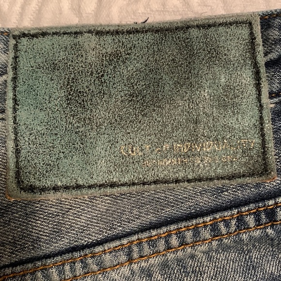 Cult of Individuality Logan Distressed Denim Short With Frayed trim - Picture 13 of 16